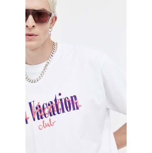 Bavlněné tričko On Vacation bílá barva, s aplikací